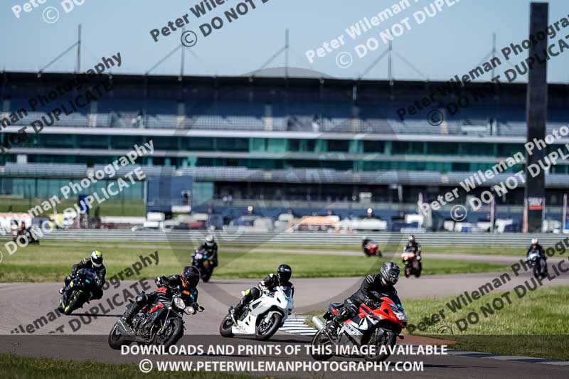 Rockingham no limits trackday;enduro digital images;event digital images;eventdigitalimages;no limits trackdays;peter wileman photography;racing digital images;rockingham raceway northamptonshire;rockingham trackday photographs;trackday digital images;trackday photos